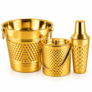 Ensemble de bar en or, seau à glace, shaker à cocktails, pot à sucre, outils de bar en métal modernes et luxueux pour la maison - Product Image 1