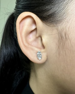 Pendientes de Diamante Cultivado en Laboratorio con Corte Marquesa Majestuoso, Oro de 18K, Joyería Fina de Lujo, Proveedor Mayorista - Product Image 1