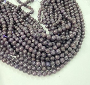 Perles rondes en Lépidolite de la marque Rare Gems Factory, brins de 15,5 pouces, perles rondes en pierre - Product Image 3