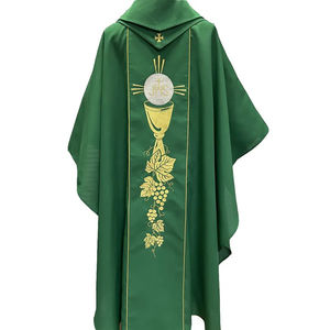 Nouvelle chasuble de prêtre en polyester vert mat avec broderie dorée et étole 2026 – Qualité supérieure, personnalisable et brodée - Product Image 2