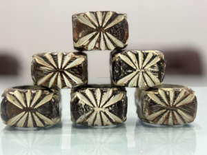 Anneaux de serviette en bois poli modernes, décoration de table élégante pour les occasions de fête, artisanat abondant, best-seller argent - Product Image 6