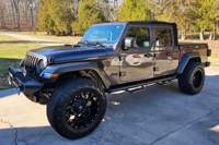 Jeep G-ladiator Sport 4x4 2020 d'occasion en bon état, moteur V6 de 3,6 litres, kit de rehausse de 2 pouces, toit souple pliable Sunrider