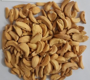 Flocons d'ail indien déshydraté de qualité alimentaire pour assaisonnement, collations, sauces et transformation alimentaire, 8 à 15 mm - Product Image 1