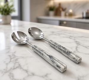 Cuillères à salade artisanales en métal avec poignées décoratives pour cadeaux de luxe et vaisselle de table - Product Image 1