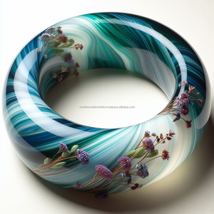 Exquisito brazalete de resina ligero para mujer, elegantes adornos étnicos hechos a mano con diamantes elegantes y para regalos - Product Image 3