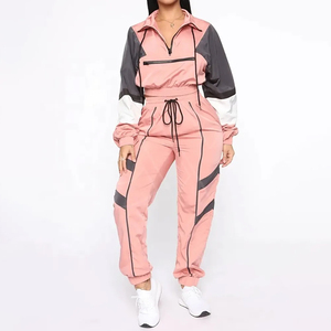 Conjunto deportivo informal de dos piezas para mujer, personalizado al por mayor, tela suave y cómoda para viajes, entrenamiento, gimnasio y estilo activo diario. - Product Image 2
