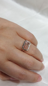 แหวนเพชรทรงคุชชั่น 4 กะรัต เพาะเลี้ยงในห้องปฏิบัติการ ตัวเรือนทองคำแท้ 18K แบบหนามเตย คลาสสิกสำหรับผู้หญิง ได้รับการรับรองจาก GIA - Product Image 5