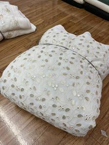 Tela de Bordado No Tejida Personalizada, Base de Malla de Algodón y Poliéster para Accesorios de Vestidos de Novia - Fabricantes de Ropa - Product Image 1