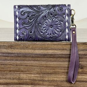 Hot Selling Handcrafted Tooled Leather Vintage Style Fold Closure <b>Wristlet</b> Clutch Genuine Leather RFID Cash Card Holder Wallets - Product Image 5