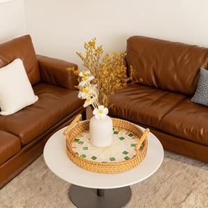 Bandeja decorativa de ratán con incrustaciones de nácar, ideal para entretener invitados y servir en ocasiones festivas, procedente de la India. - Product Image 6