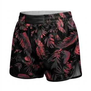Shorts Deportivos para Mujer, Estampado de Hojas Tropicales en Negro y Rojo, Secado Rápido, Transpirables, Corte Regular, Talla Adulto, Teñido en Prenda, Poliéster/Nailon GRACE - Product Image 5