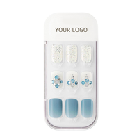 Kit d'ongles à presser carrés courts dégradés bleu océan et blanc avec strass scintillants, faux ongles, capsules d'ongles, marque privée