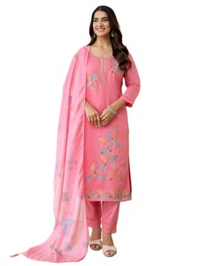 Salwar Kameez Rosa de Seda Romana con Diseño Floral Bordado, Ropa Casual Tradicional India para Mujer, Corte Regular, Largo hasta el Tobillo - Product Image 1