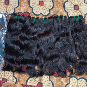 Vierge indienne 100% Extensions de cheveux humains Vague de corps Jerry Curl Italien Curl Afro Lâche Vague Naturelle Profonde Soyeuse Droite En Vrac - Product Image 3