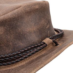 Sombrero vaquero clásico de gamuza marrón café con ala ancha, ribete de cuero trenzado y ojales - Product Image 2