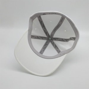 Gorra de Béisbol Deportiva de 6 Paneles, Blanca, de Secado Rápido, Ajustada, con Logo Personalizado al por Mayor, de Alta Calidad, con Parte Trasera Cerrada y Sin Costuras - Product Image 6