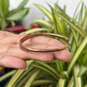Bracelet en cuivre ayurvédique fait main, bijoux de luxe personnalisés pour hommes et femmes - Taille personnalisable, créations anciennes, cadeau - Product Image 3