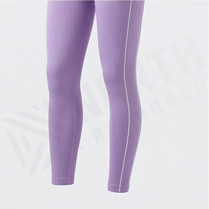 Ropa Deportiva para Mujer, Conjunto de Yoga, Ropa Deportiva sin Costuras de Alta Resistencia Hecha a Medida, Ropa Deportiva para Gimnasio, Ropa para Entrenamiento - Product Image 4