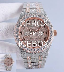 Montre-bracelet en acier inoxydable avec cadran en verre entièrement serti de diamants Moissanite, résistance à l'eau 10 bars, bracelet - Product Image 1