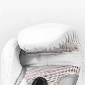 Guantoni da boxe RTS all'ingrosso di alta qualità, personalizzati con vera pelle, per allenamento e sparring AS-BG-4722 - Product Image 4