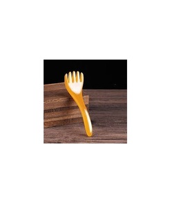 Peigne de massage en résine design pour le coiffage des cheveux et le massage relaxant du cuir chevelu, routine quotidienne - Product Image 6