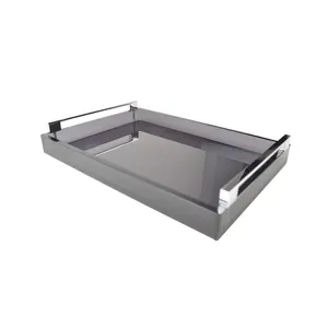Bandeja Rectangular de Lujo con Espejo y Marco de Metal Plateado con Asas para Hogar, Hotel y Bodas - Product Image 1