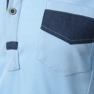 เสื้อยืดแขนสั้นสีฟ้าอ่อนสำหรับผู้ชาย แต่งขอบตัดสี ทรงปกติ สไตล์ลำลอง ผ้าถัก 100% คอตตอน ฮิปฮอป โลโก้ด้านหน้า ระบายอากาศได้ดี - Product Image 4