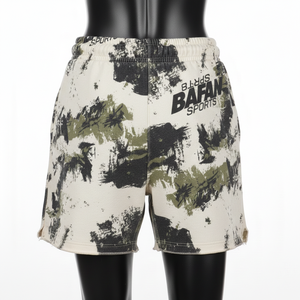 Shorts de mujer con lavado ácido, premium, 280 GSM, algodón, felpa, color crema, negro, verde oliva, estampado con pincel, logotipo personalizado con serigrafía. - Product Image 2