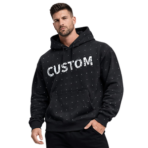 Sudadera con Capucha Negra Personalizada para Hombre, Estilo Urbano, Oversize, con Bolsillo Frontal y Capucha con Cordón Ajustable - Product Image 1