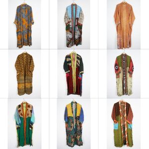 Robe kimono longue ample en soie, style bohème, imprimé floral coloré, vintage, élégante, pour la plage, les vacances, pour femmes - Product Image 1