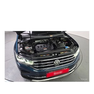 Pour Volkswagen Tiguan 2.0 TDI 4Motion Prestige Modèle décembre 2021 28 607 km Sièges en cuir Volant à gauche Diesel Caméra de recul - Product Image 6