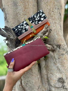 กระเป๋าคลัทช์สำหรับผู้หญิงหนังขนสัตว์พิมพ์ลายโลหะทำด้วยมือจริงกระเป๋าใส่บัตร ATM มีสไตล์สีรุ้งแบบอเนกประสงค์ - Product Image 5