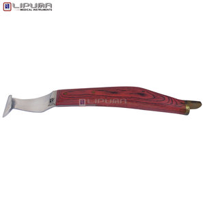 Cuchillo para Pezuñas LIPUMA NERO Fiber Hoof, para Zurdos, Hoja de Acero Inoxidable de 26 cm con Mango de Fibra de Madera Roja, Profesional para el Cuidado de Pezuñas de Caballos - Product Image 3