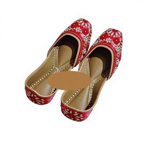 Footwear Fashion Trend OEM Customized Genuine Leather Ladies Embroidery Red Shoe Traditional Indian Rajasthani Elastic Band - Product Image 5