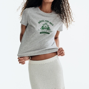 T-shirt en polyester et coton de haute qualité, coupe ajustée, manches courtes, avec logo personnalisé, imprimé tendance pour l'été - Product Image 4