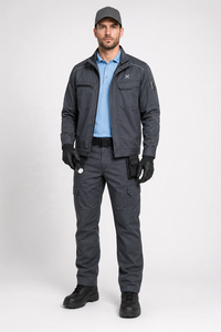 Uniforme d'hôtesse de l'air à manches longues en viscose personnalisé pour hommes |   Fabricant OEM |   Uniforme de technicien d'entretien aéronautique - Product Image 1