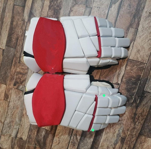 2026 New Unisex Ice Hockey Gloves White <b>Red</b> Full Finger Hook And Loop Closure Polyester <b>Material</b> All Seasons Sports Use - Product Image 1