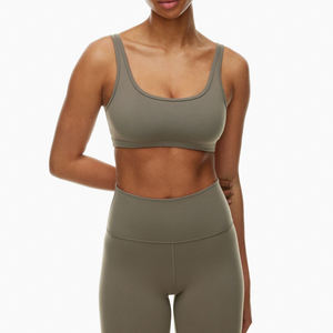 Ensemble de yoga extensible de style nouveau, en coton, à prix abordable, pour femme, séchage rapide, tenue de sport, ensemble de yoga 2 pièces fabriqué au Pakistan pour filles - Product Image 6