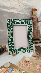 Photo <b>Frame</b> Floral Handmade MDF Resin <b>Frame</b> Mother Of Pearl <b>Picture</b> <b>Frame</b> at factory wholesale Price - Product Image 6