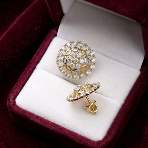 ต่างหูเพชรแท้ทรงกลมแบบกลุ่มลายดอกไม้ ทองคำแท้ 14K แบบเกลียวหลัง สำหรับขายส่ง เครื่องประดับชั้นดี Memoria Jewels - Product Image 5