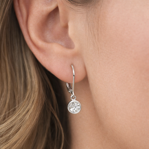 Pendientes Colgantes Finos al por Mayor con Diamantes Redondos de Oro Amarillo de 14K, Diamantes Cultivados en Laboratorio con Engaste de Bisel, Pendientes de Gota de Diamante, Regalo para Ella - Product Image 4