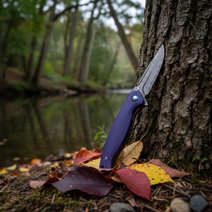 Navaja Plegable de Acero de Damasco con Mango Morado, Hoja de Punta Caída y Apertura con Perilla, Navaja de Bolsillo - Product Image 2