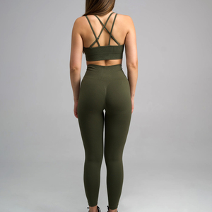 New Arrival Wholesale 2Pcs Eco-Friendly Plus Size Custom Sport Yoga <b>Set</b> Gym Workout Clothing for Women Fitness Active Wear - Product Image 5