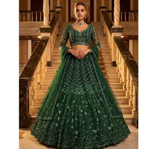 Lehenga Choli semi-cousu en tulle premium avec broderie Zardosi, perles de rocaille et travail de fil, accompagné d'un dupatta en tulle – Vente en gros - Product Image 1
