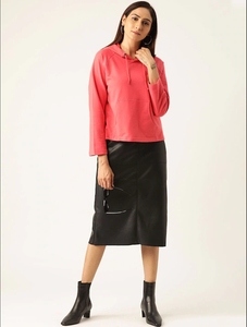 เสื้อฮู้ดสีแดงสำหรับผู้หญิง ทรงปกติ สีพื้น ผ้าฝ้ายถัก 100% สไตล์ฤดูใบไม้ร่วง ระบายอากาศได้ดี เหมาะสำหรับใส่ลำลอง - Product Image 2