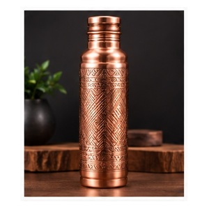 Botella de Agua de Cobre Martillado con Patrón de Panal, Diseño Portátil para Viajes - Product Image 3