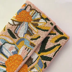 Pochette à perles faite à la main, élégante et abordable, pour femmes, idéale pour les mariages, les fêtes et les festivals, par M/S SHAAD HANDICRAFTS - Product Image 3