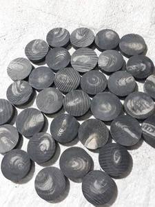 Boutons en corne de buffle faits main de haute qualité, taille personnalisée, artisanat naturel, style moderne noir, NEHA ENTERPRISES, toucher réel, vêtements - Product Image 1