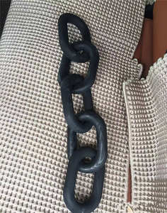 Chaîne de collier longue et massive en résine, style moderne, maillons grands, mélange de couleurs, punk, creuse, pour décoration murale - Product Image 1