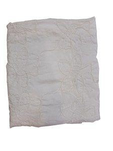 Tissu en coton blanc pur en gros avec des rangées de fleurs alignées et broderie en cordon 3D pour vêtements de créateurs - Product Image 2